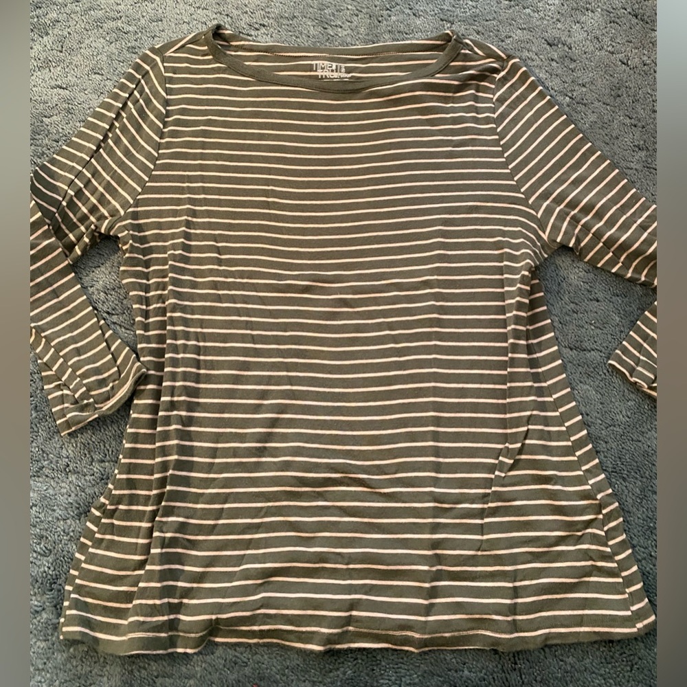 3/4 sleeve shirt